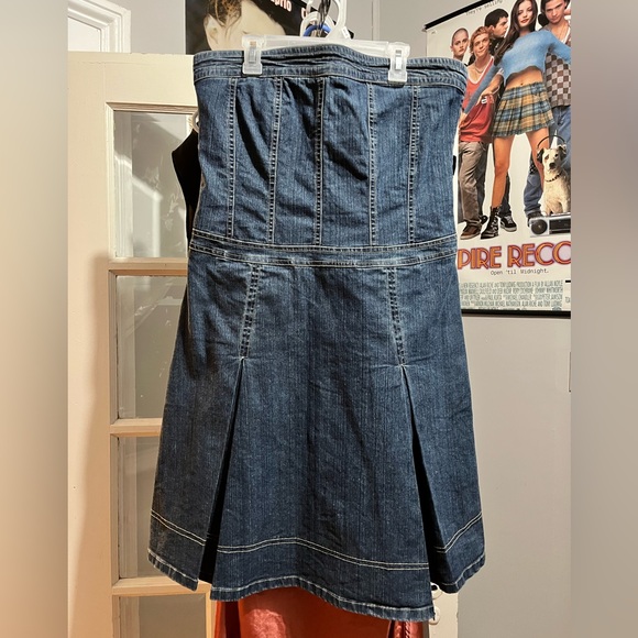 Tristan & AMERICA Dresses & Skirts - Strapless jean dress
